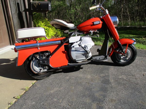 1967 Cushman Super Silver Eagle