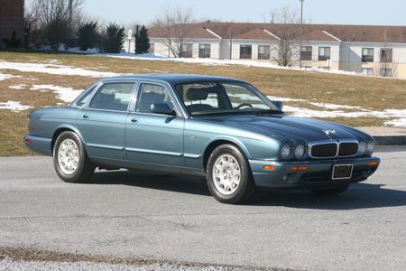 Classic Jaguar XJ8 For Sale | Hemmings