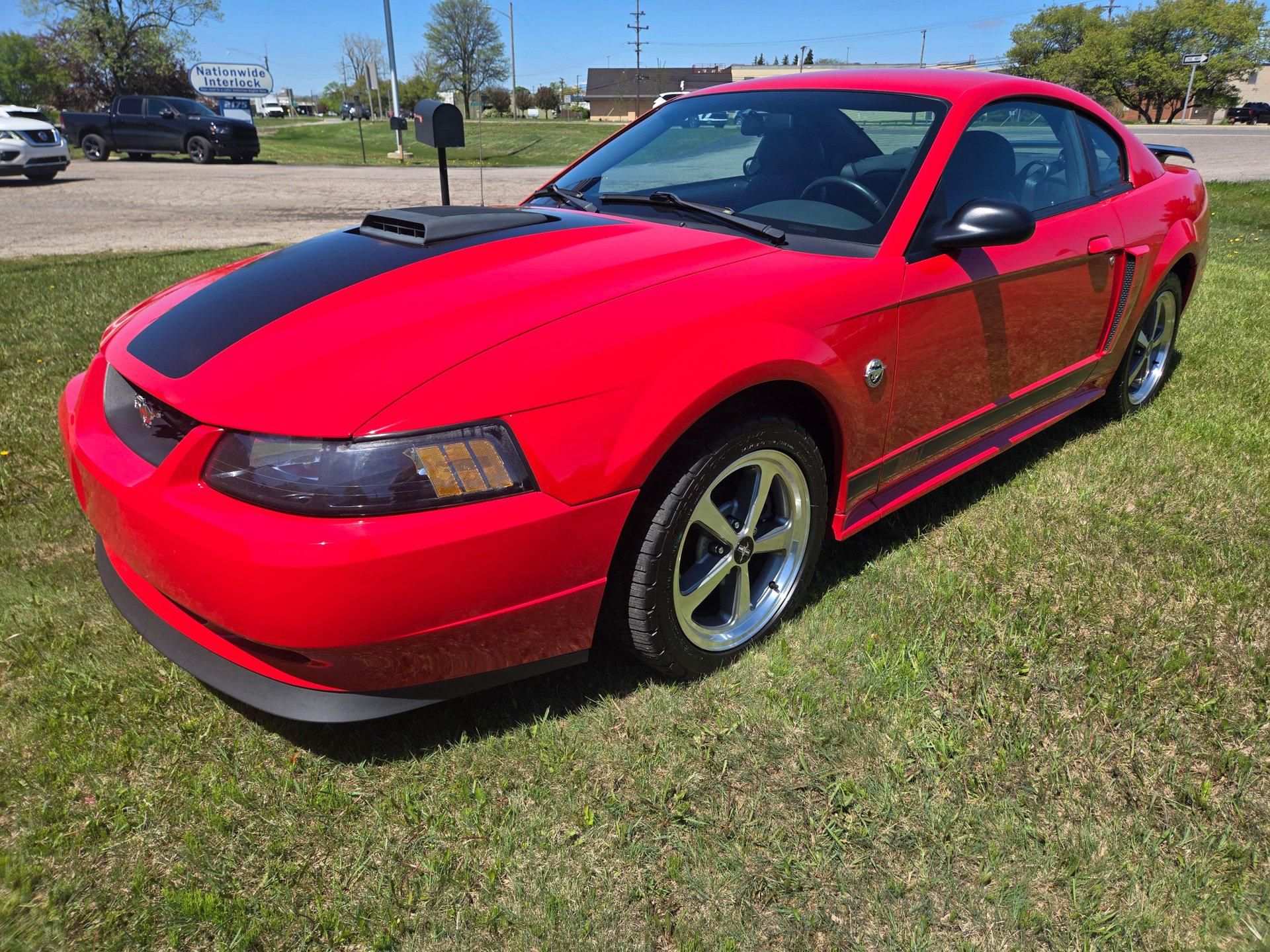 2004 Ford Mustang