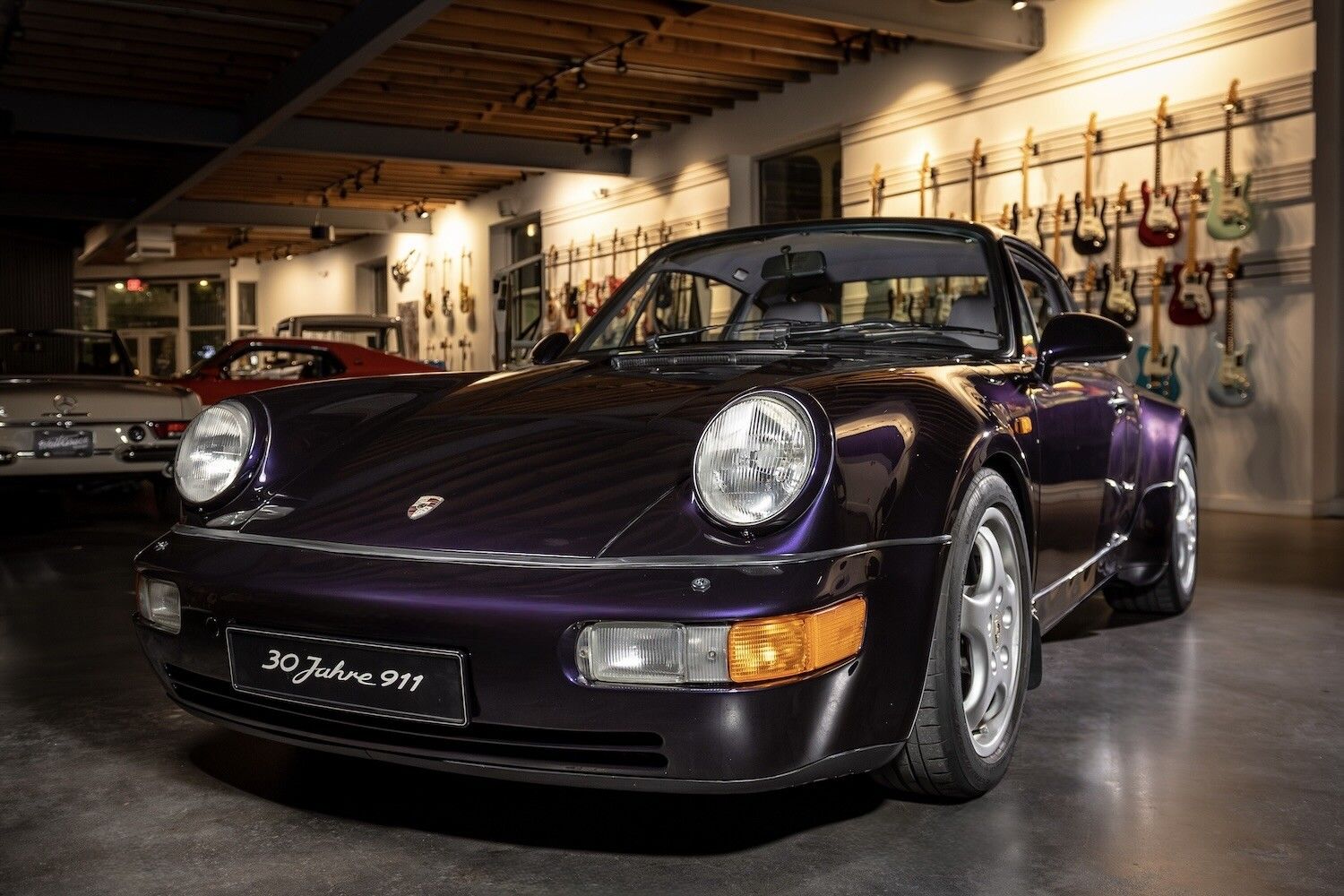 1993 Porsche 911 Carrera 4 (C4)
