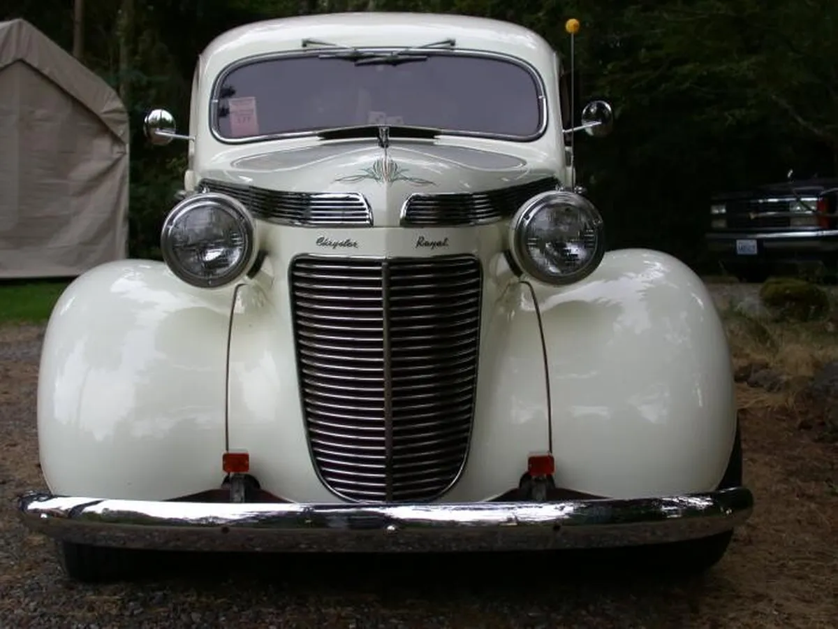 Chrysler Royal