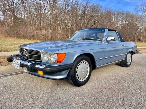 1987 Mercedes-Benz 560SL