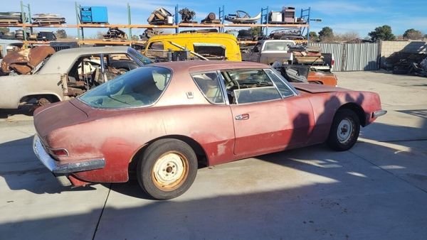 1963 Studebaker Avanti
