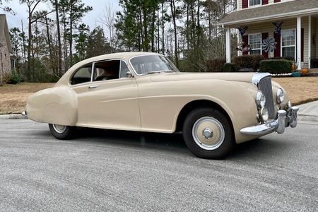 Bentley R-Type Continental Was World's Fastest Four-Seater