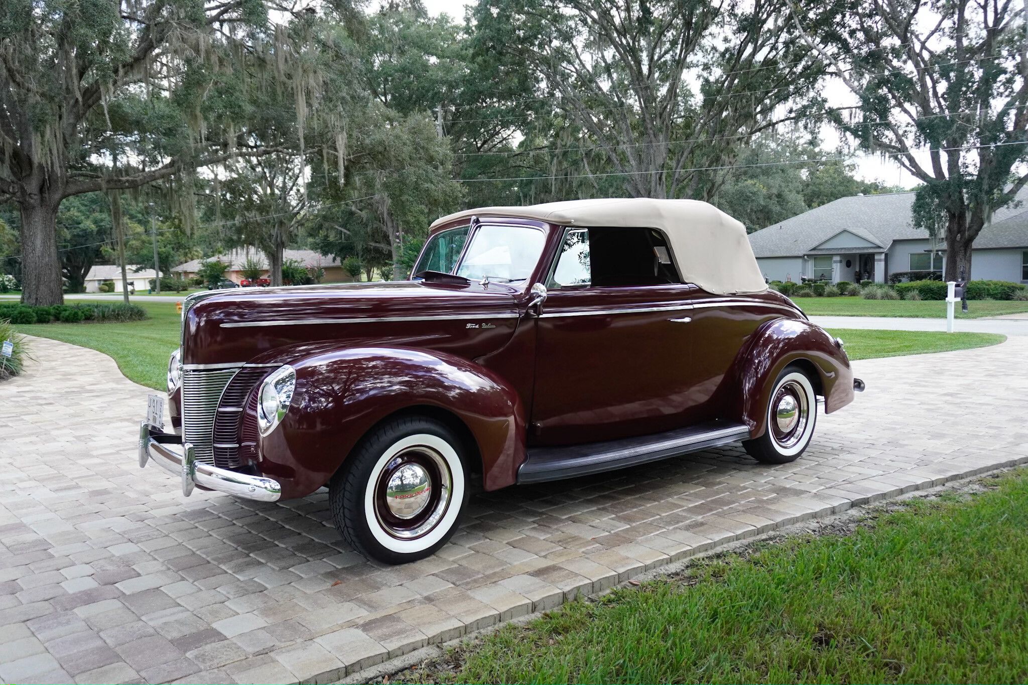 1940 Ford Deluxe