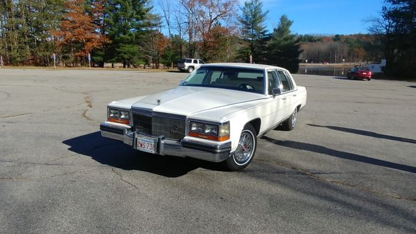 1986 Cadillac Fleetwood