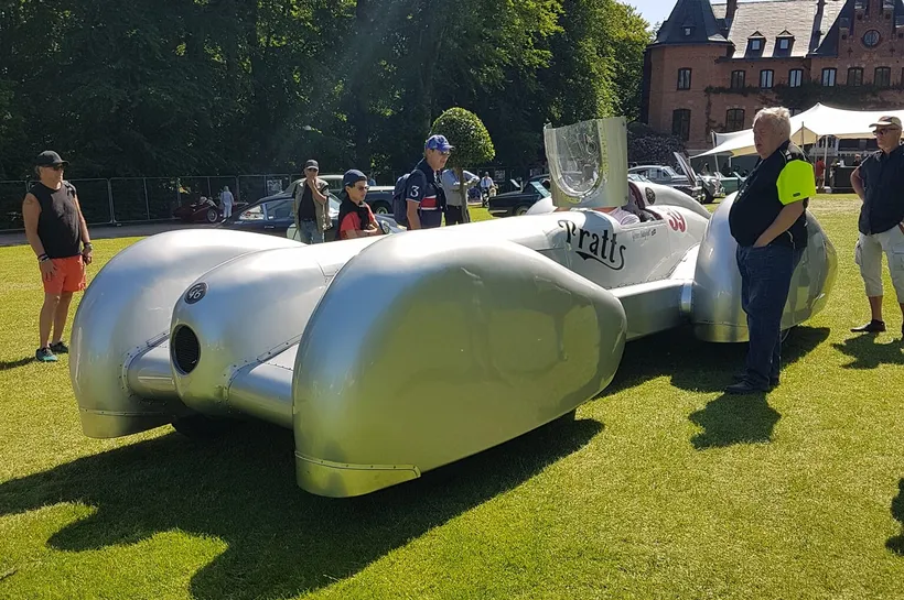 1939 Chevrolet  123456789 Silver Aluminium Buick Straight 16 cylinder.
