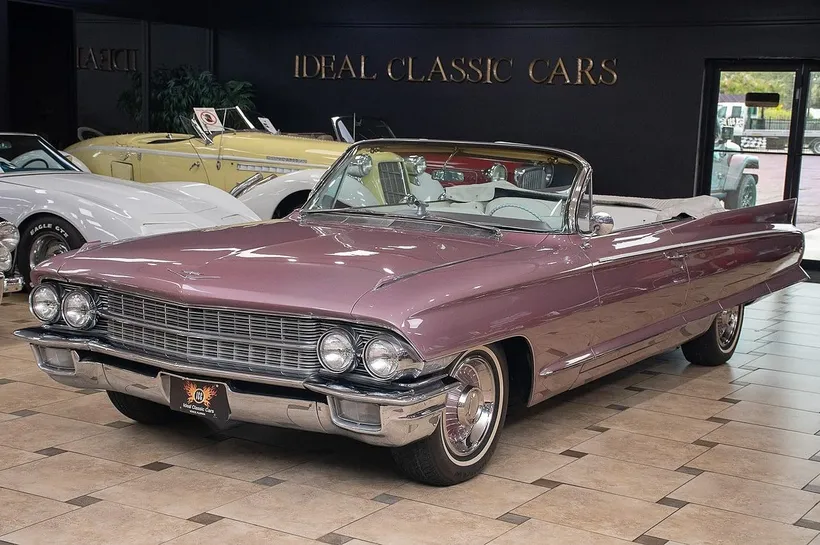 Clara In バーガンディ Vネックレオタード♡ 1962 Cadillac Eldorado Convertible Venice, Florida | Hemmings