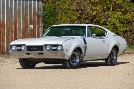 Classic Oldsmobile 442 For Sale | Hemmings