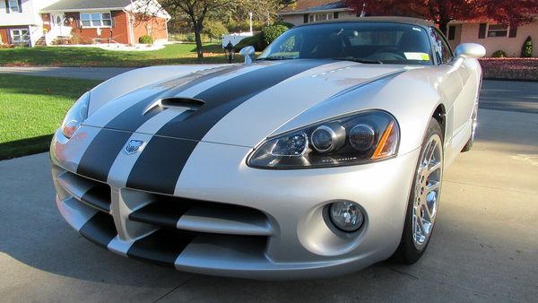 2005 Dodge Viper