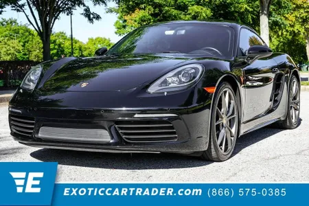 2017 Porsche 718 Cayman GT4 Coupe