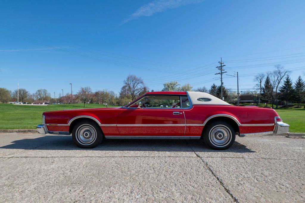 1975 Lincoln Continental