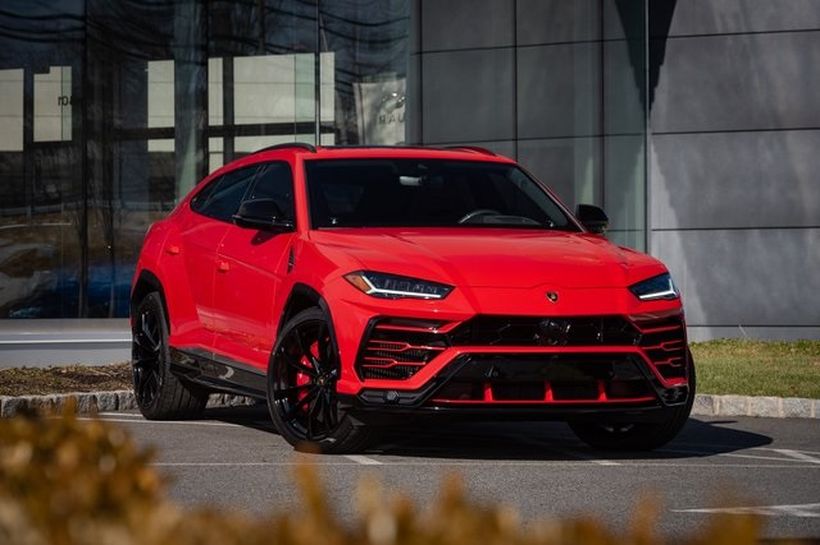 2020 Urus 4D Sport Utility Paramus, New Jersey Hemmings