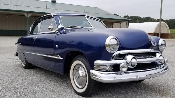 1951 Ford Victoria