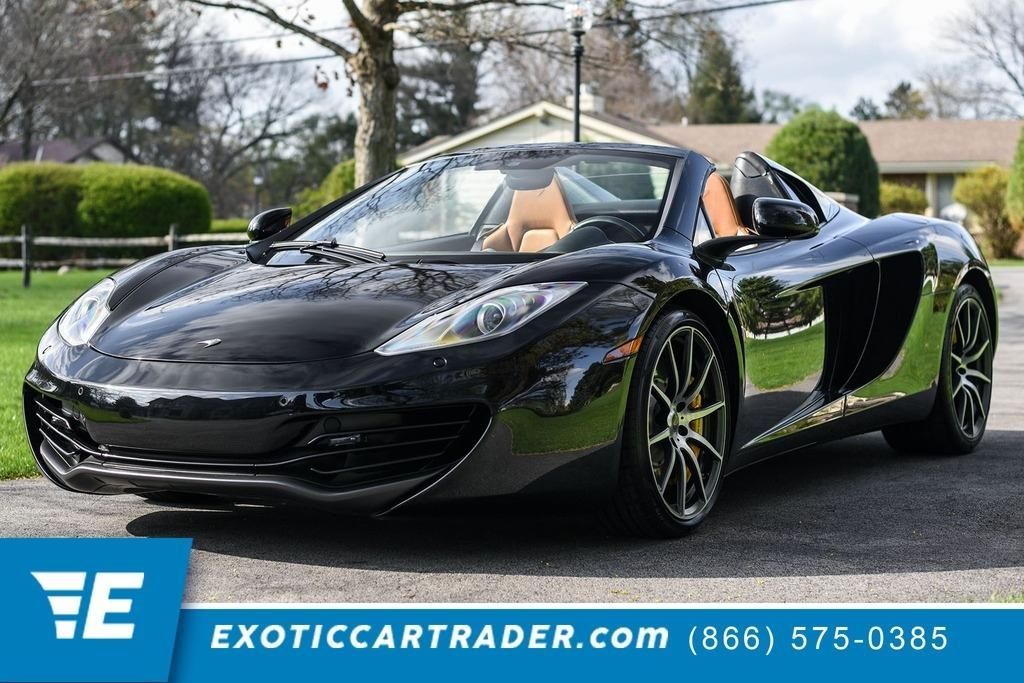 2013 McLaren MP4-12C
