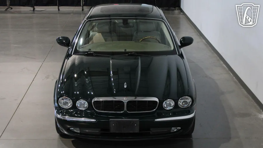 2004 Jaguar Xj8 Peoria, Arizona | Hemmings