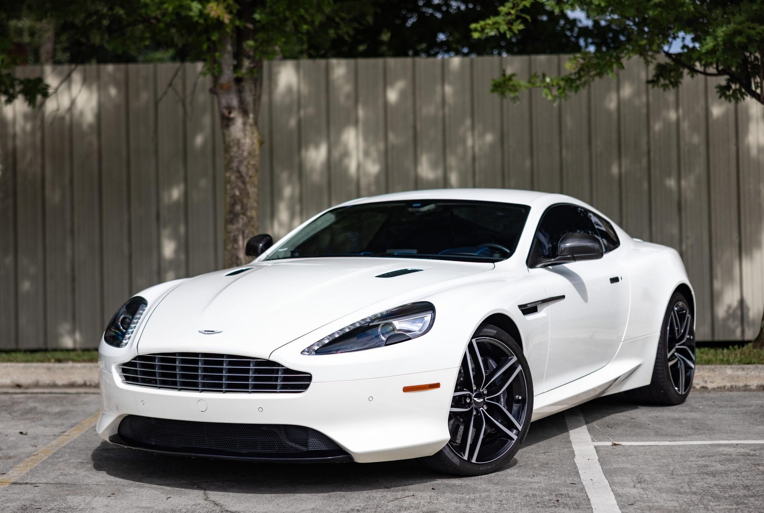 2016 Aston Martin DB9