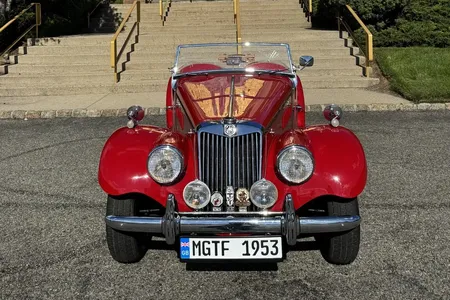 マンハッタンズ フルメンバーオートグラフ Explore Collector and Vintage Cars in New York City | Hemmings