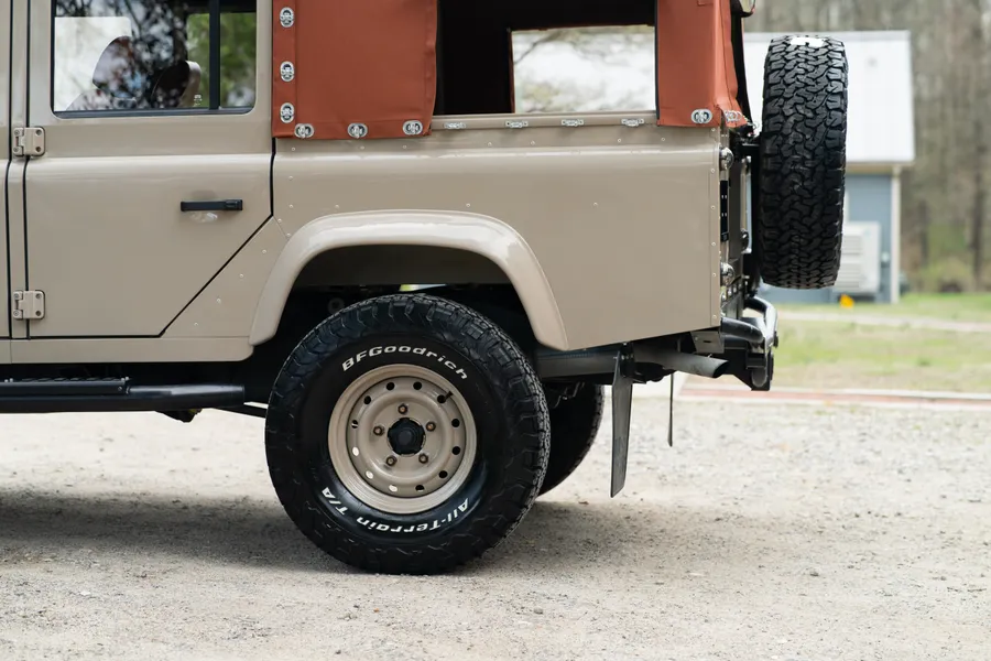 1994 Land Rover Defender Cabriolet Cinnaminson, New Jersey | Hemmings