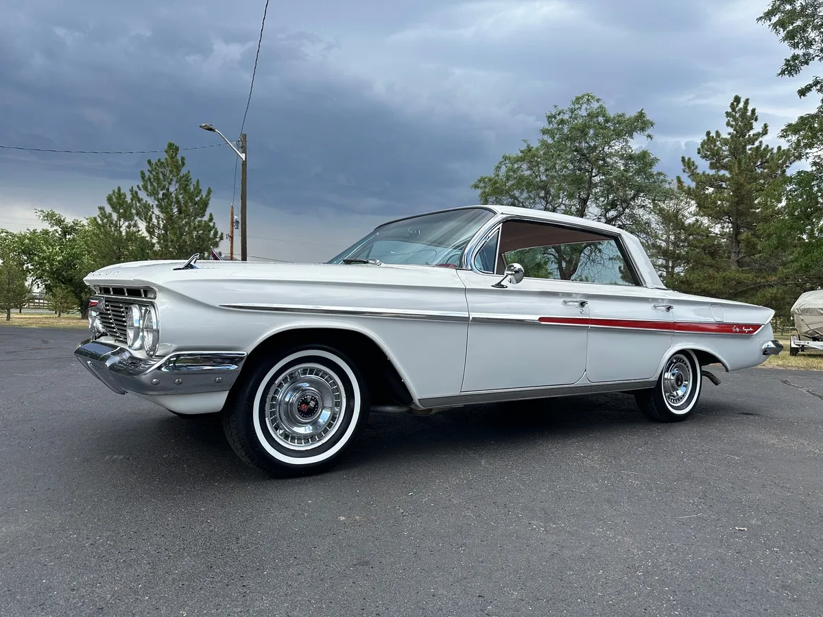 1961 Impala ★レアホワイト★ Sold - 1961 Chevrolet Impala Sedan Arvada, Colorado | Hemmings
