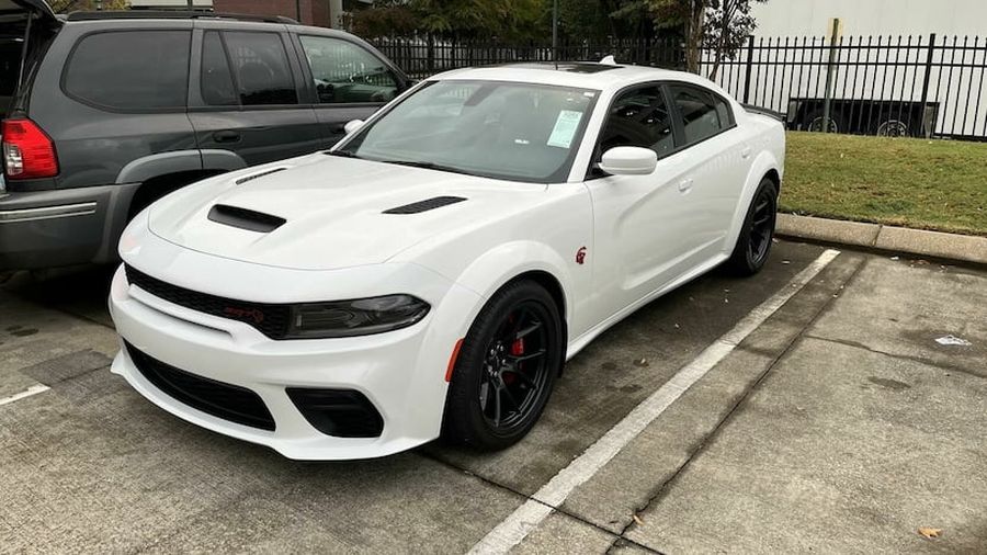 charger black roof