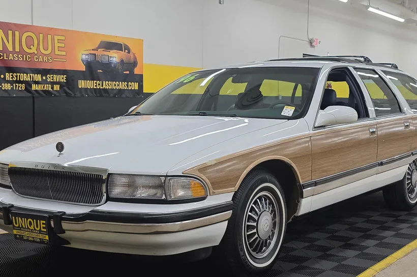1996 Buick Roadmaster Estate Wagon Collectors Edition Mankato