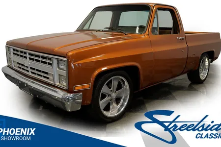 Highway 61 1/18 Chevrolet C10 Baja 1000 1969 – Modèle Mecum Auction, Diecast