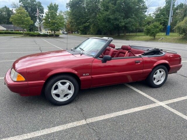 1992 Ford Mustang LX
