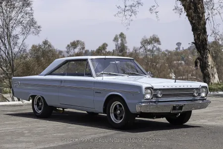 ベリカット A Rare Factory-Original 426 Hemi Powers This 1964 Plymouth Belvedere