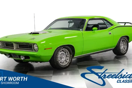 A Second-to-none Restoration on a One-of-one 440-6 '70 'Cuda
