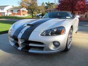 2005 Dodge Viper