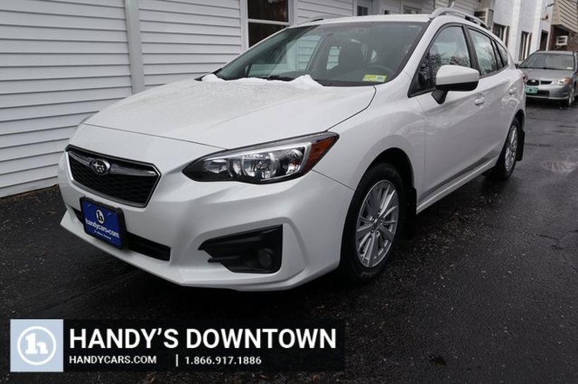 2018 subaru impreza hatchback white