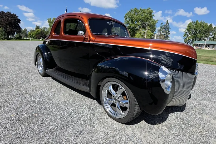 超BIG希少品！アメリカアンティークオールドフェントン40s～50sFenton 1940 Ford Super Deluxe Waconia, Minnesota | Hemmings