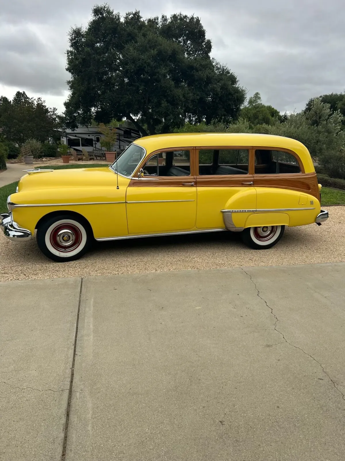 1950 Oldsmobile Futuramic Series 88 Station Wagon