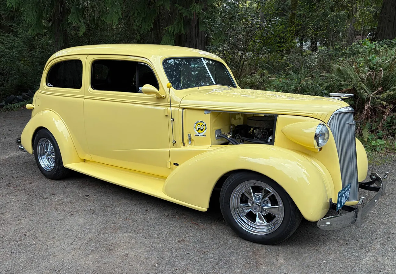 1937 Chevrolet Master Town Sedan Street Rod Indianola, Washington