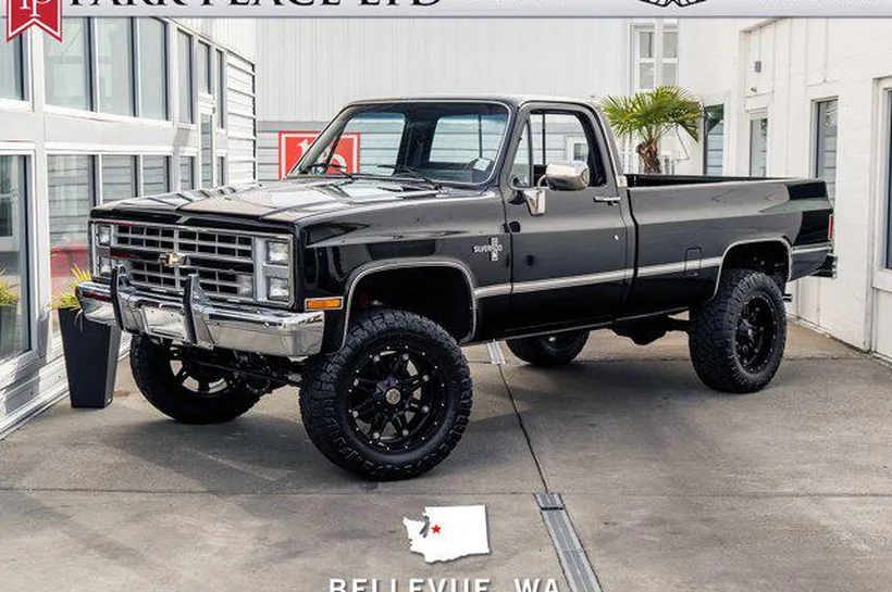 コラントツテ　シルバーブラック　K20 1985 Chevrolet K20 Pickup Bellevue, Washington - Hemmings