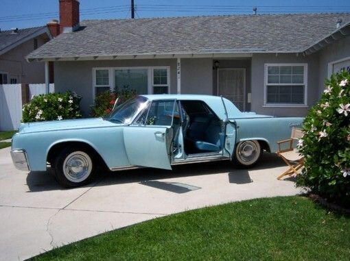 1961 Lincoln Continental