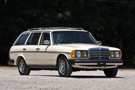 Classic Mercedes-Benz 300TD For Sale | Hemmings