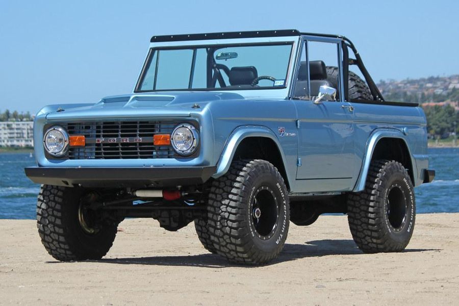 Ford bronco 1975