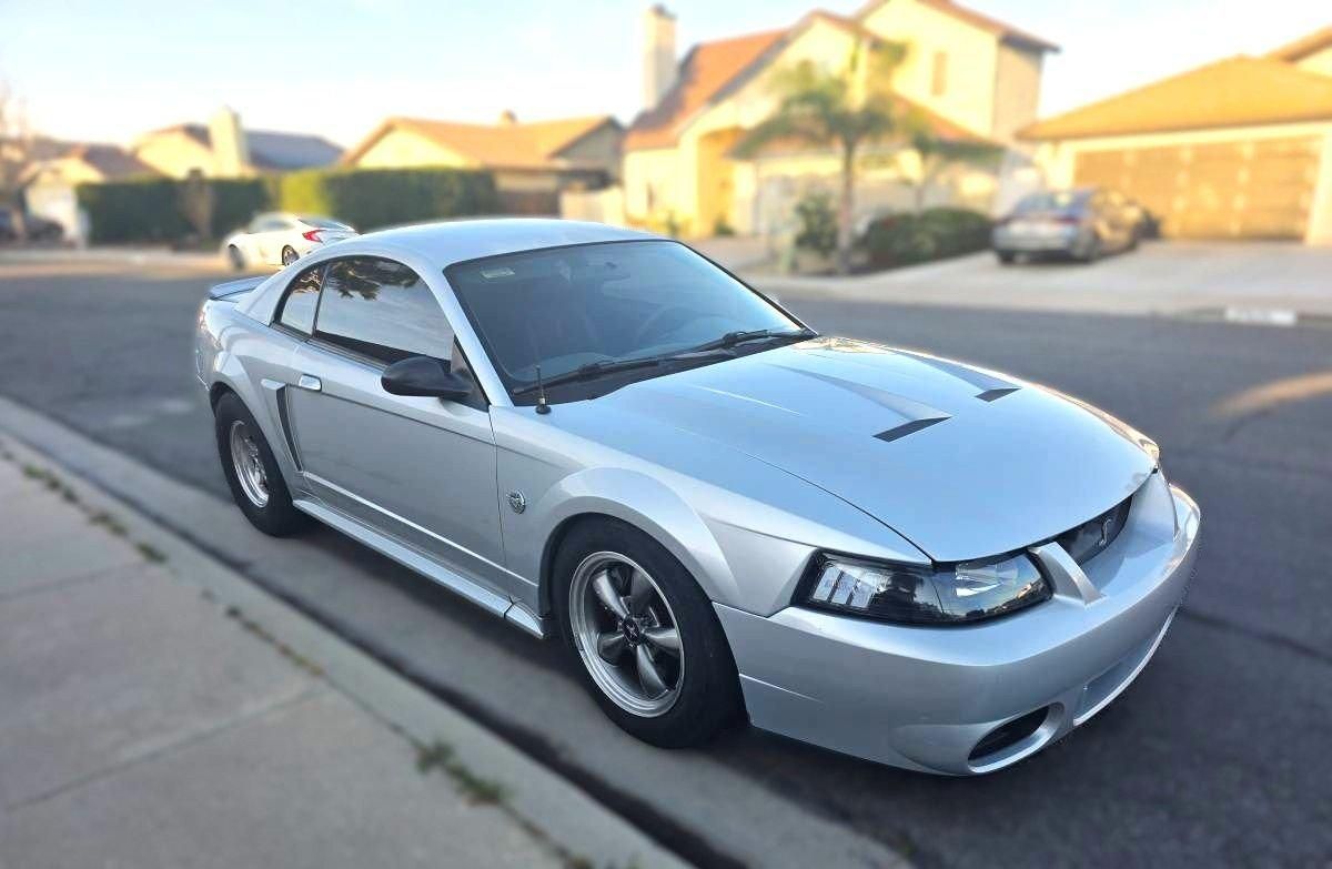 2004 Ford Mustang SVT