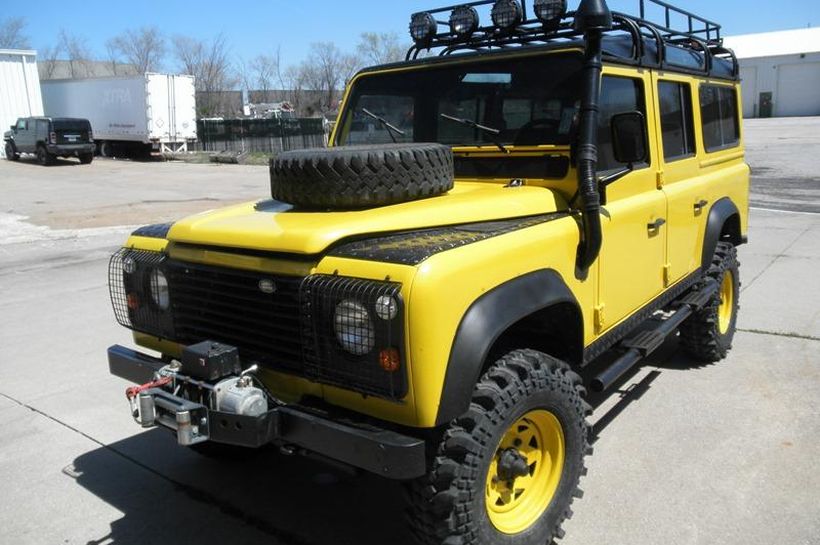 1993 Land Rover Defender 110 4 Wheel Drive Station Wagon Grain ...