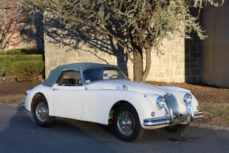 1960 Explore Collector and Vintage Cars in New York City | Hemmings