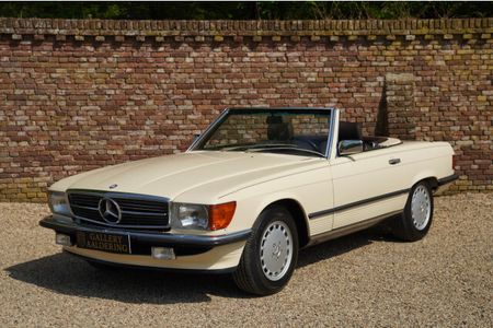 Classic Mercedes-Benz 560SL For Sale - Hemmings