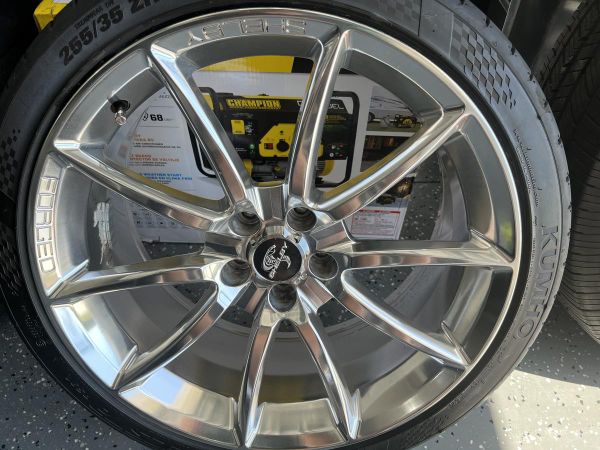 ALCOA FORGED SHELBY Wheels Set withnew KUMHO Tires