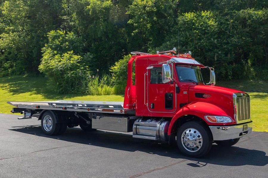 2023 Peterbilt Jerr Dan Carrier #2597341 | Hemmings