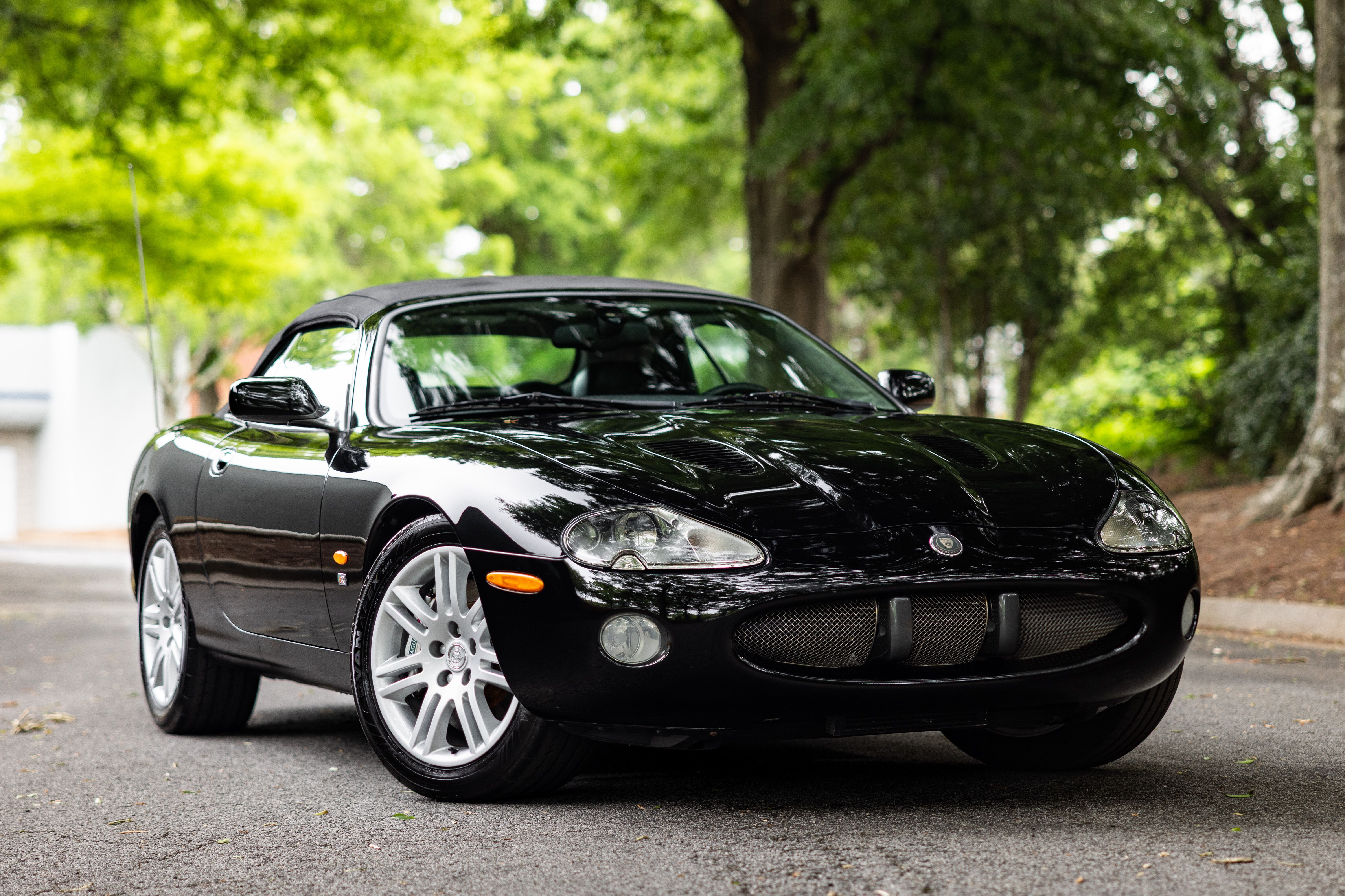 2003 Jaguar XKR