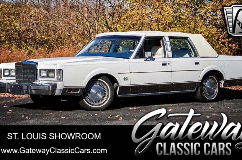 1989 Lincoln Town Car O'Fallon, IL Hemmings