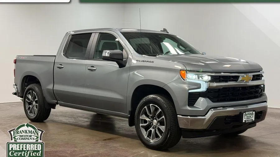 2023 Chevrolet Silverado 4D Crew Cab Sioux Falls, South Dakota