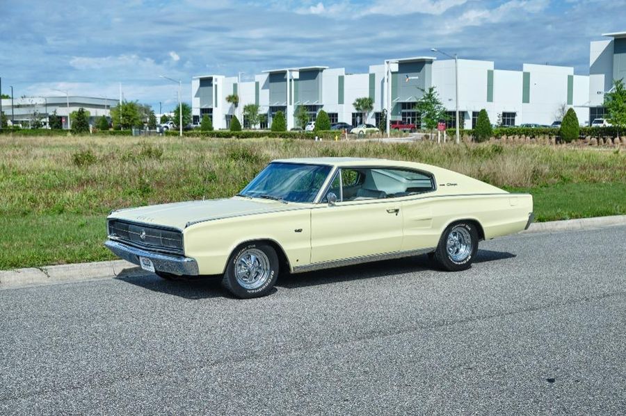 1967 hemi dodge charger