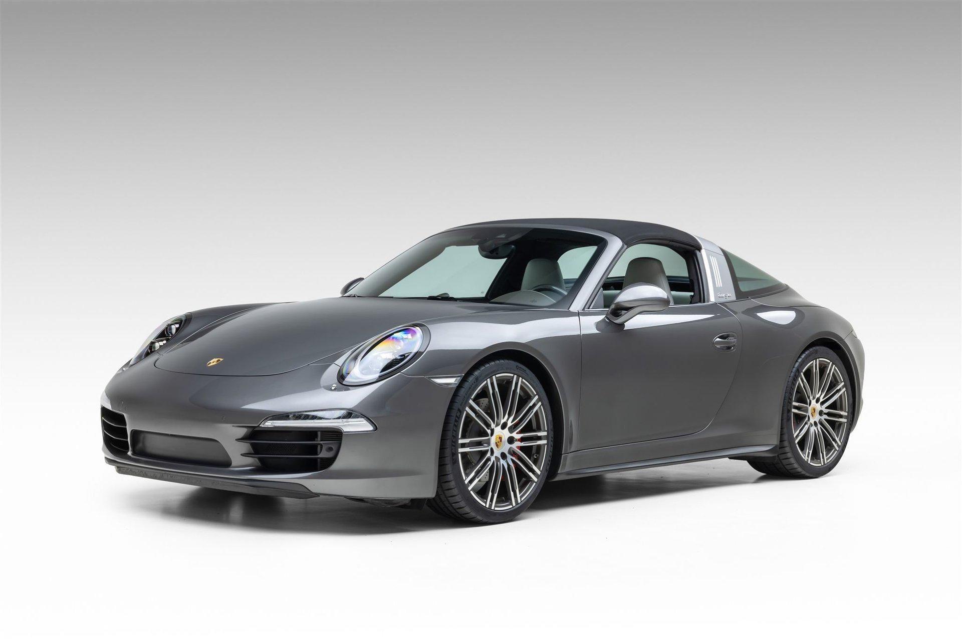 2015 Porsche 911